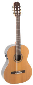 GUITARRA CLÁSICA ADMIRA IRENE ELECTRIFICADA FISHMAN SERIE CONSERVATORIO