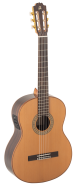 GUITARRA CLÁSICA ADMIRA A10 ELECTRIFICADA CON FISHMAN SERIE ARTESANÍA